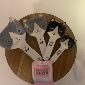 The Bake Shop Kittens Measuring Spoons. Brand New.
